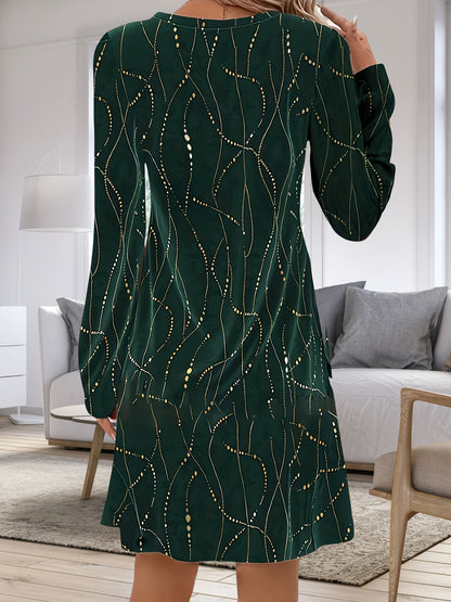 Robe verte motif doré